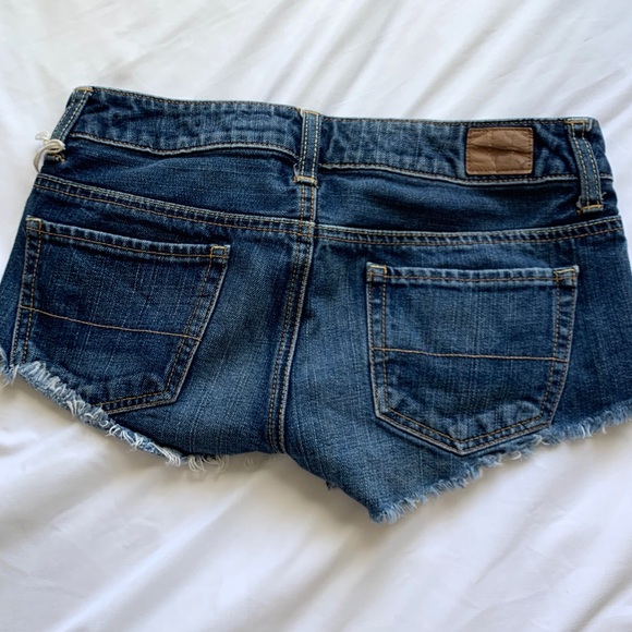 American Eagle denim shorts💙 - Picture 2 of 2